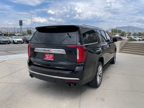 Used 2022 GMC Yukon XL Denali AWD/4WD image 5