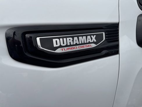 Used 2023 GMC Sierra 1500 Elevation image 15