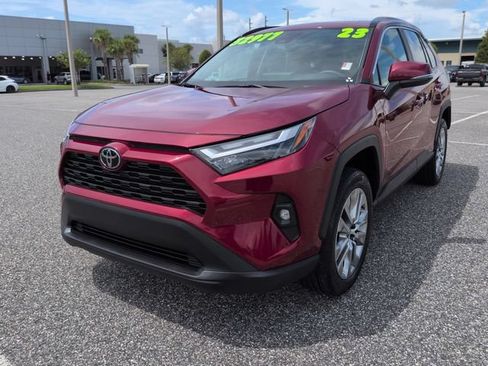 Used 2023 Toyota RAV4 XLE Premium FWD image 8