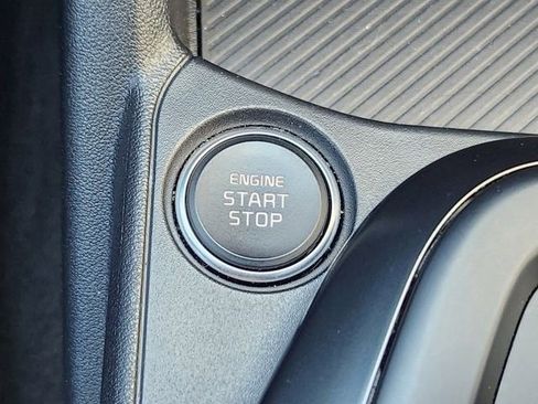 Used 2025 Kia K4 LXS image 19