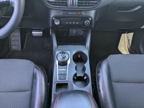 Certified 2023 Ford Escape ST-Line w/ Tech Pack #1 FWD image 18