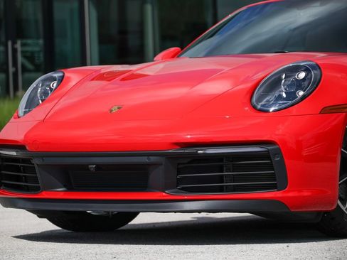 Certified 2024 Porsche 911 Cabriolet image 26