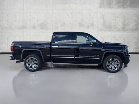 Used 2018 GMC Sierra 1500 Denali w/ Denali Ultimate Package image 4