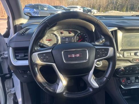 Used 2019 GMC Terrain SLE w/ Driver Convenience Package image 13