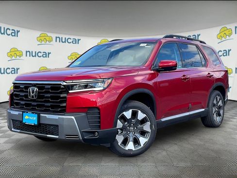 New 2026 Honda Pilot Touring image 4