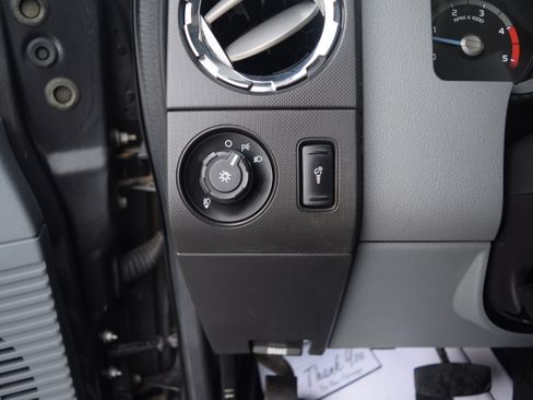 Used 2016 Ford F250 XLT w/ Camper Package image 7