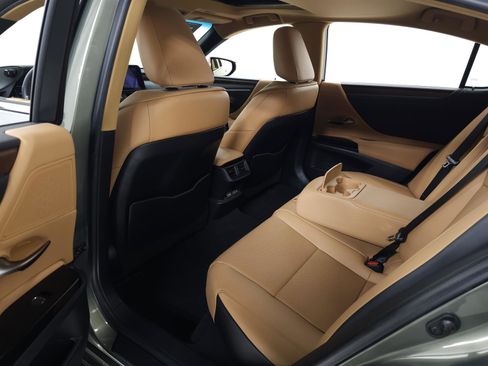 Used 2023 Lexus ES 350 w/ Premium Package image 29