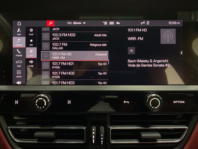 Used 2024 Porsche Macan S AWD/4WD image 48