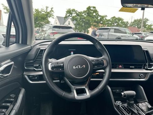 Certified 2023 Kia Sportage EX AWD/4WD image 13