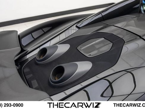 Used 2020 McLaren 600LT Spider RWD image 19