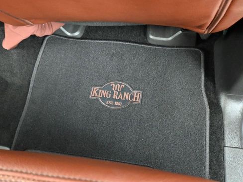 Used 2014 Ford Expedition King Ranch image 6