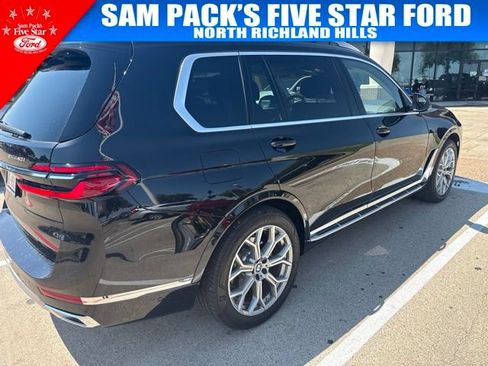 Used 2024 BMW X7 xDrive40i AWD/4WD image 4