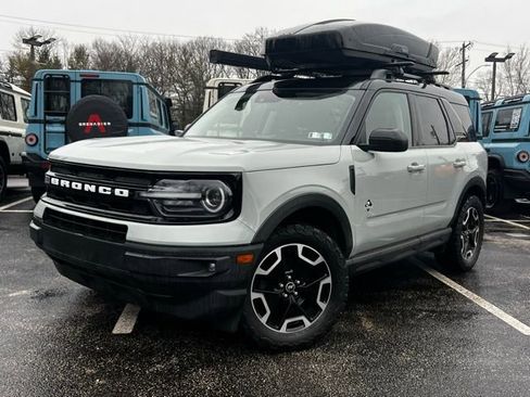 Used 2022 Ford Bronco Sport Outer Banks w/ Tech Package image 2