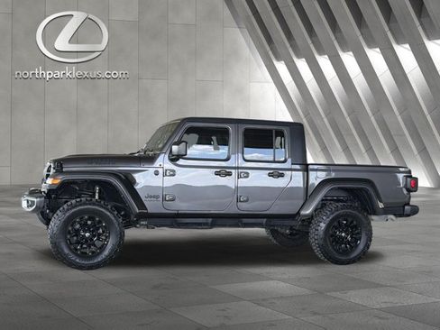Used 2021 Jeep Gladiator Sport AWD/4WD image 1