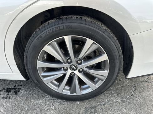 Used 2020 Lexus ES 350 image 11