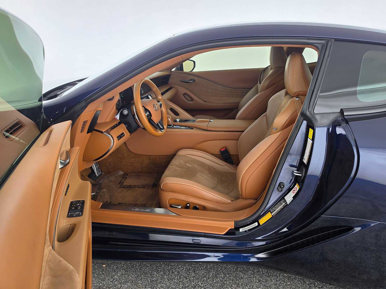 Used 2018 Lexus LC 500 Coupe w/ Sport Package RWD image 17