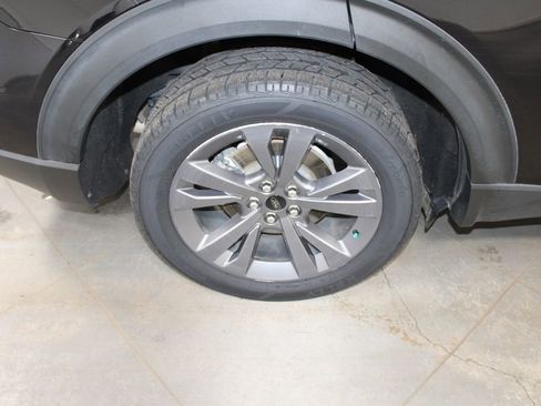 Used 2022 Ford Explorer XLT w/ Equipment Group 202A image 59