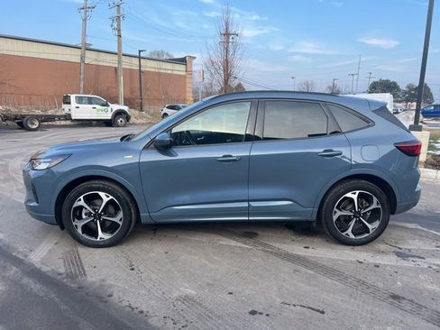 Used 2024 Ford Escape ST-Line Select w/ Tech Pack #2 image 8
