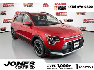 Used 2023 Kia Niro EX FWD video 1