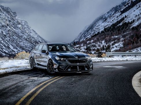 New 2026 BMW M5 Touring image 12