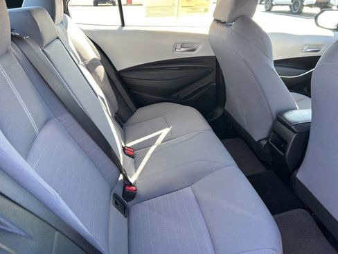 Used 2022 Toyota Corolla SE image 17