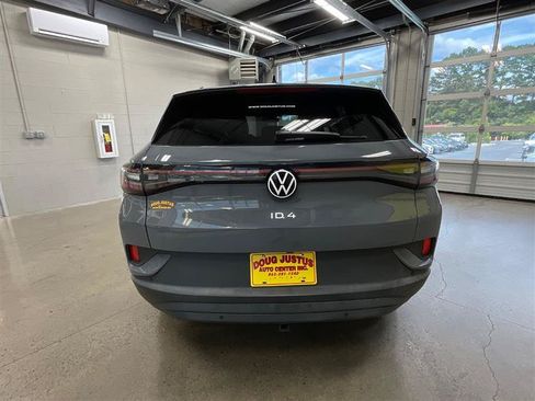 Used 2023 Volkswagen ID.4 Pro AWD/4WD image 4