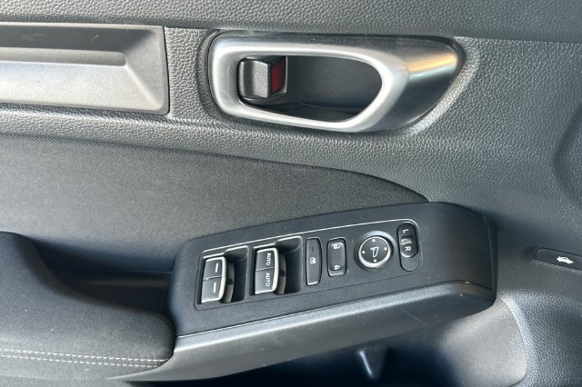 Used 2023 Honda Civic Sport image 10