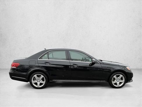 Used 2015 Mercedes-Benz E 250 BlueTEC Sedan image 4