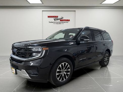 Used 2025 Ford Expedition Platinum AWD/4WD image 3
