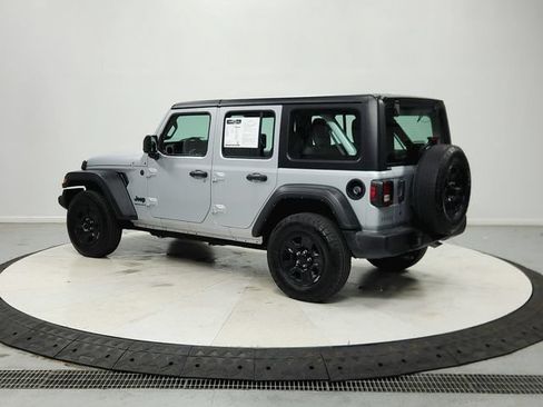 Used 2024 Jeep Wrangler Unlimited Sport AWD/4WD image 6