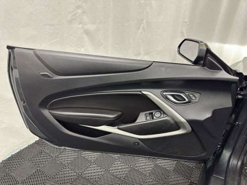 Used 2017 Chevrolet Camaro LT w/ RS Package image 15