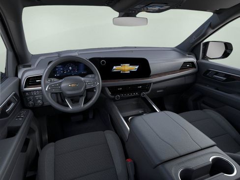 New 2026 Chevrolet Suburban LS w/ LS Custom Edition AWD/4WD image 9