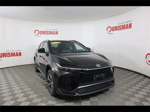 Used 2024 Toyota bZ4X XLE image 10