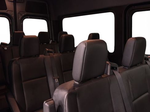 Used 2023 Mercedes-Benz Sprinter 2500 image 14