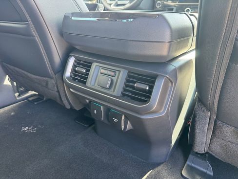 New 2025 Ford F150 Lariat w/ Equipment Group 502A High image 21