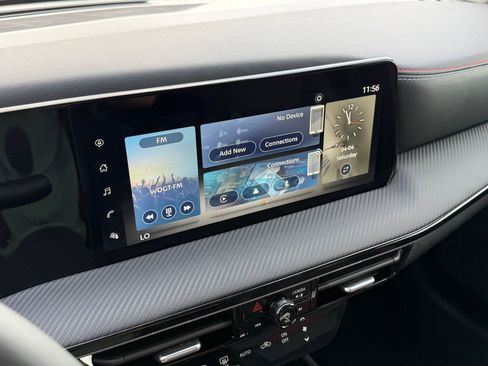 Certified 2025 Nissan Kicks SR image 26