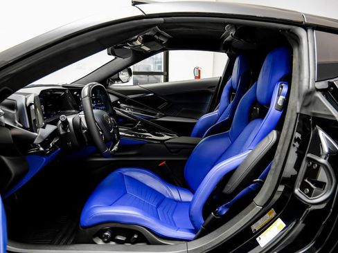 Used 2026 Chevrolet Corvette ZR1 w/ ZR1 Carbon Fiber Aero Package RWD image 7