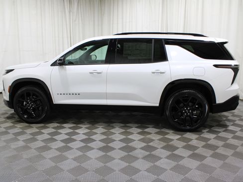 Used 2024 Chevrolet Traverse RS w/ LPO, Floor Liner Package image 33