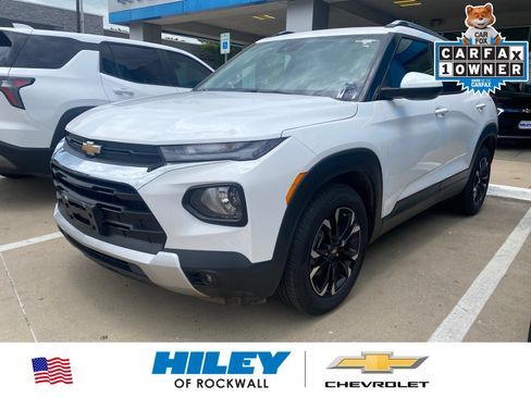 Used 2023 Chevrolet TrailBlazer LT FWD image 1