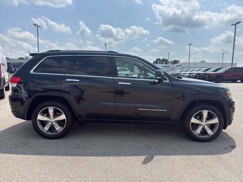 Used 2016 Jeep Grand Cherokee Limited w/ Trailer Tow Group IV AWD/4WD image 4