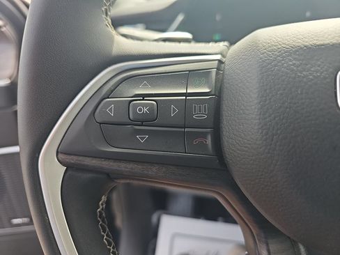 Used 2022 Jeep Grand Cherokee Limited 4xe AWD/4WD image 17