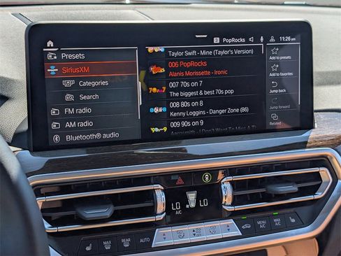 Used 2025 BMW X4 xDrive30i image 26