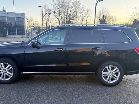 Used 2015 Mercedes-Benz GL 320 BlueTEC 4MATIC image 6