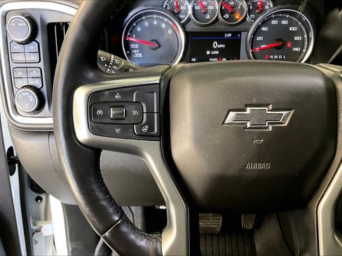Used 2020 Chevrolet Silverado 1500 LT Trail Boss image 23