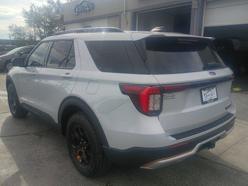 Used 2026 Ford Explorer Tremor w/ Tremor Ultimate Package AWD/4WD image 8