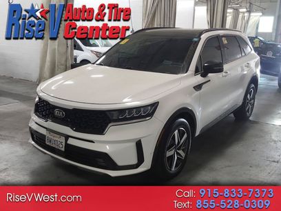 Used 2021 Kia Sorento EX w/ Panoramic Sunroof Package
