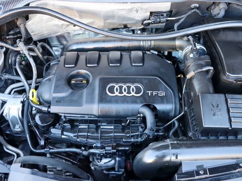 Used 2018 Audi Q3 2.0T Premium image 42