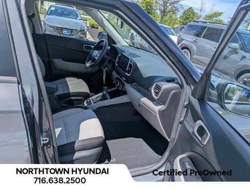 Used 2023 Hyundai Venue SEL w/ Cargo Package FWD image 33
