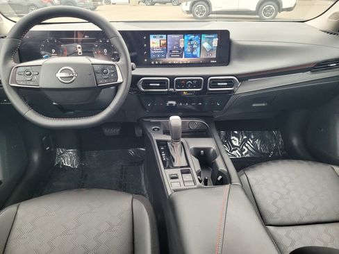 New 2026 Nissan Sentra SR w/ SR Premium Package FWD image 7