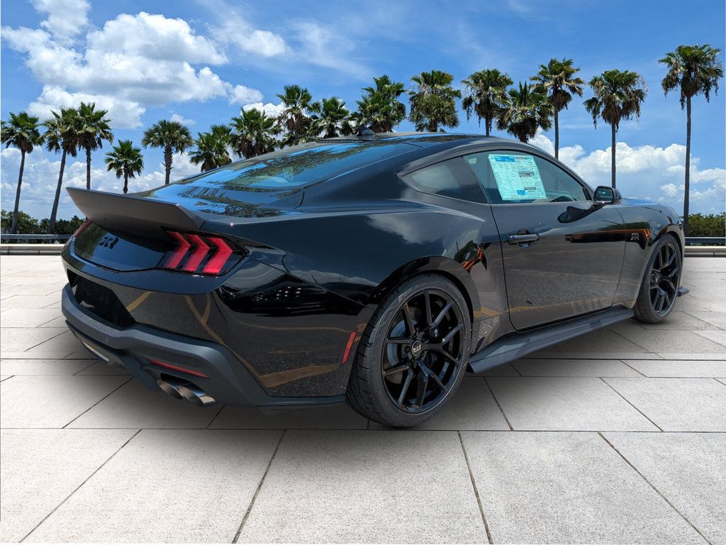 New 2026 Ford Mustang GT Premium w/ GT Performance Package RWD image 7